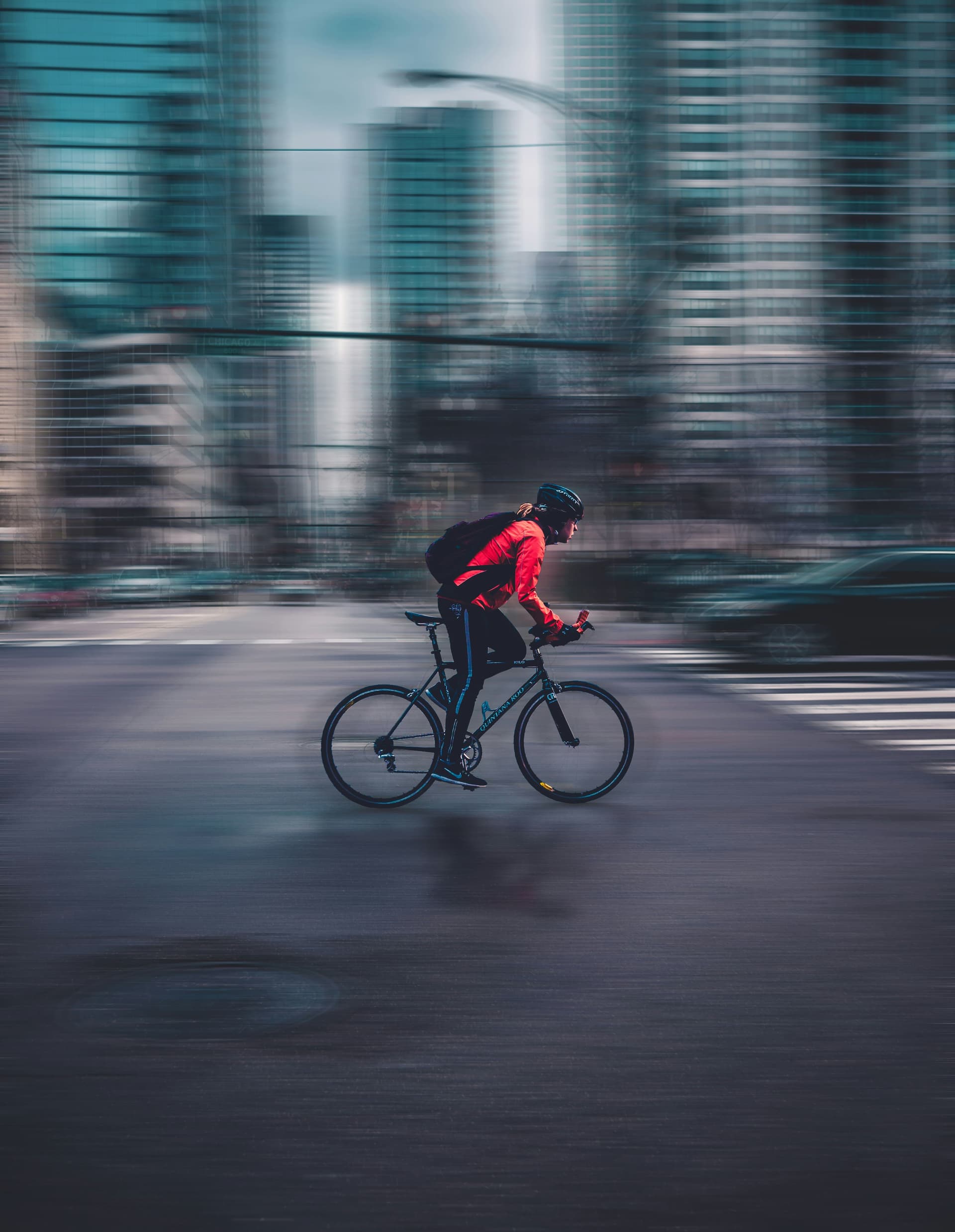 Cycling through autumn: how Europeans keep riding safely and sustainably