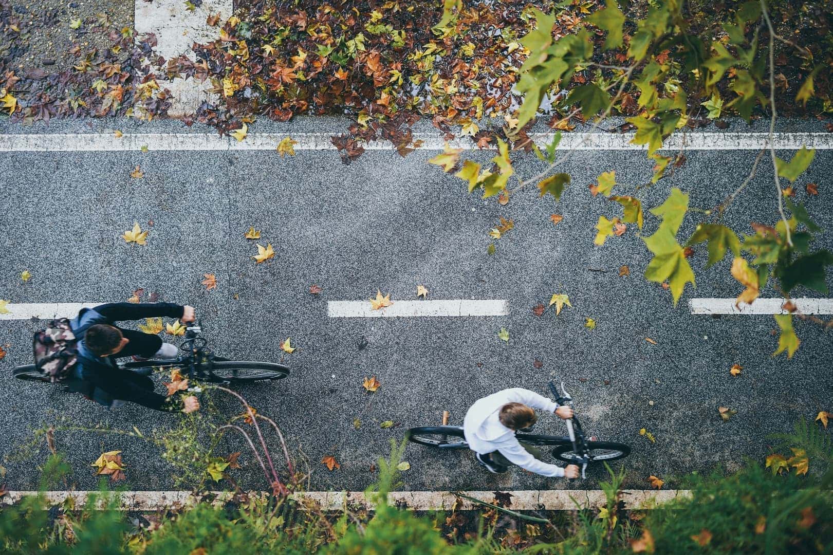 Moving smarter: bike, carpool, train — greener travel habits for 2025