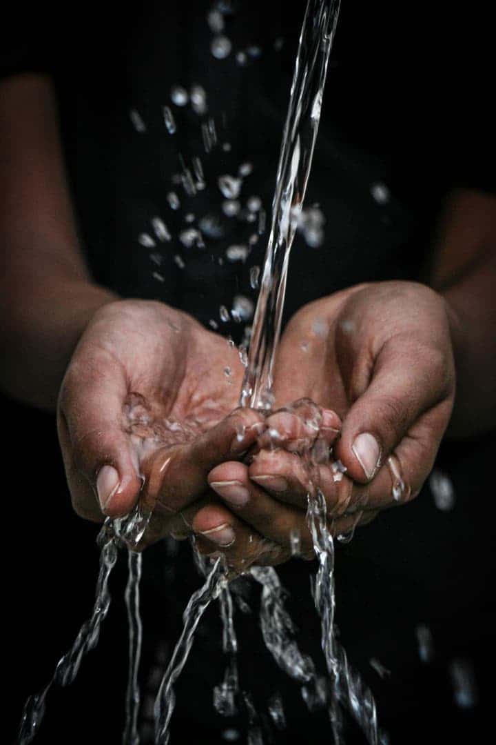 Water, the Blue Gold: 7 Simple Habits to Save Without Sacrificing Comfort